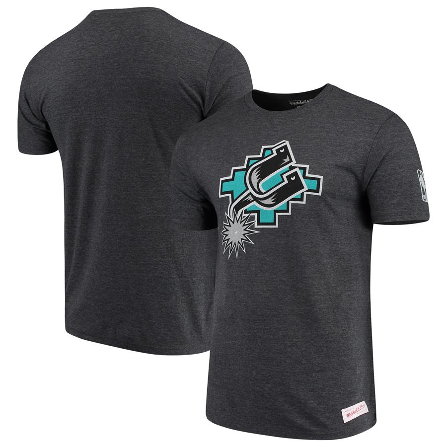 San Antonio Spurs Mitchell & Ness Hardwood Classics Throwback Logo Tri-Blend Short Sleeve T-Shirt - Heathered Black