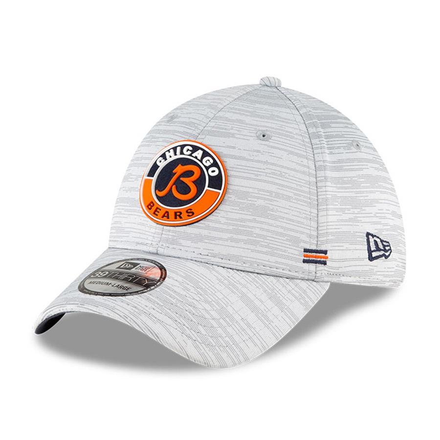Chicago Bears New Era 2020 NFL Sideline Official B 39THIRTY Flex Hat - Gray