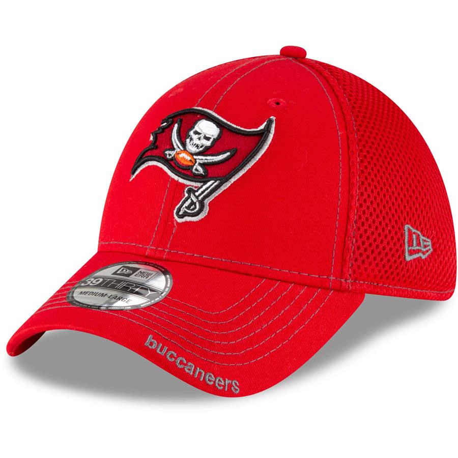 Tampa Bay Buccaneers New Era Neo 39THIRTY Flex Hat - Scarlet