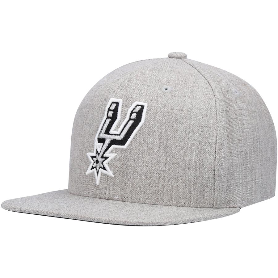 San Antonio Spurs Mitchell & Ness Team Logo Snapback Hat - Heathered Gray