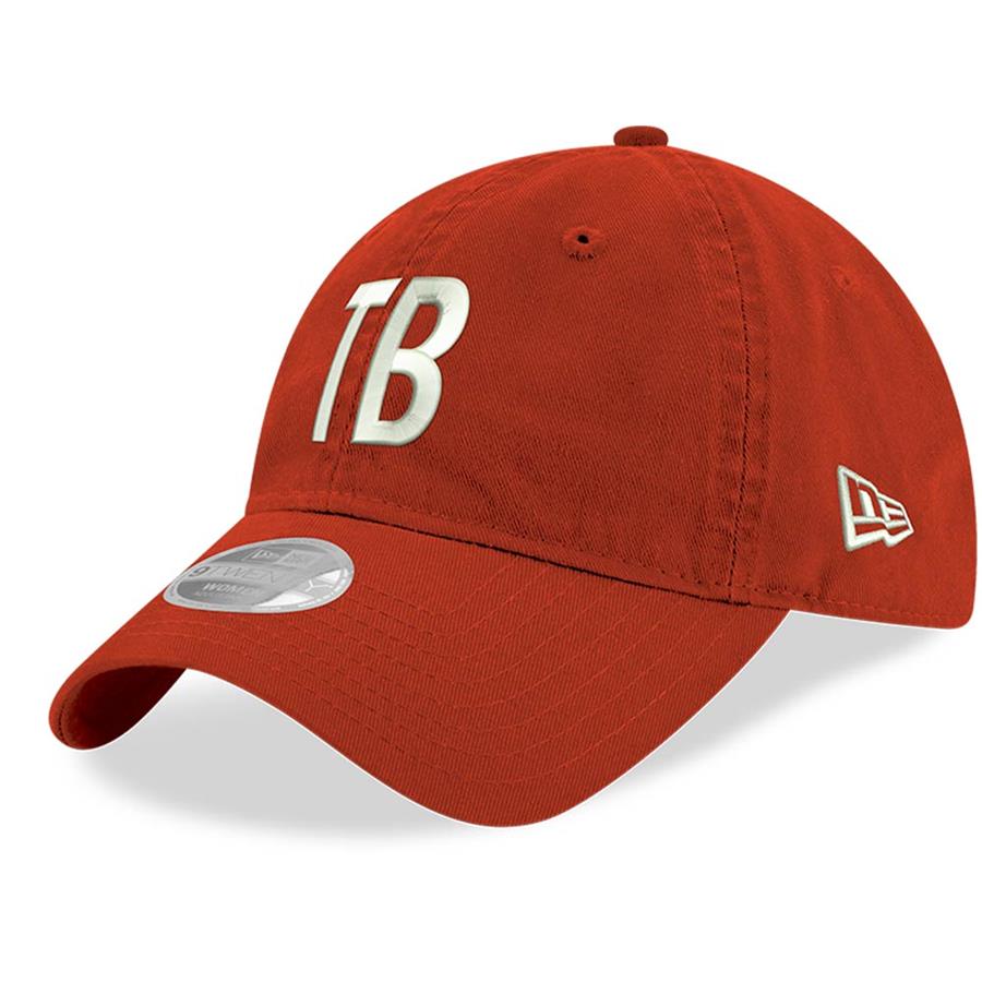 Tampa Bay Buccaneers New Era Women's Hometown Team 9TWENTY Adjustable Hat - Red