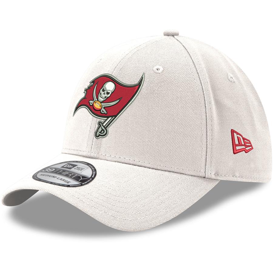 Tampa Bay Buccaneers New Era Iced II 39THIRTY Flex Hat - White