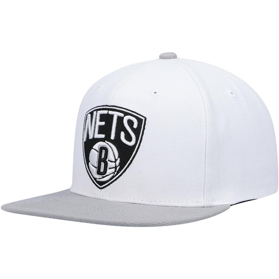 Brooklyn Nets Mitchell & Ness Core Basic Snapback Hat - White