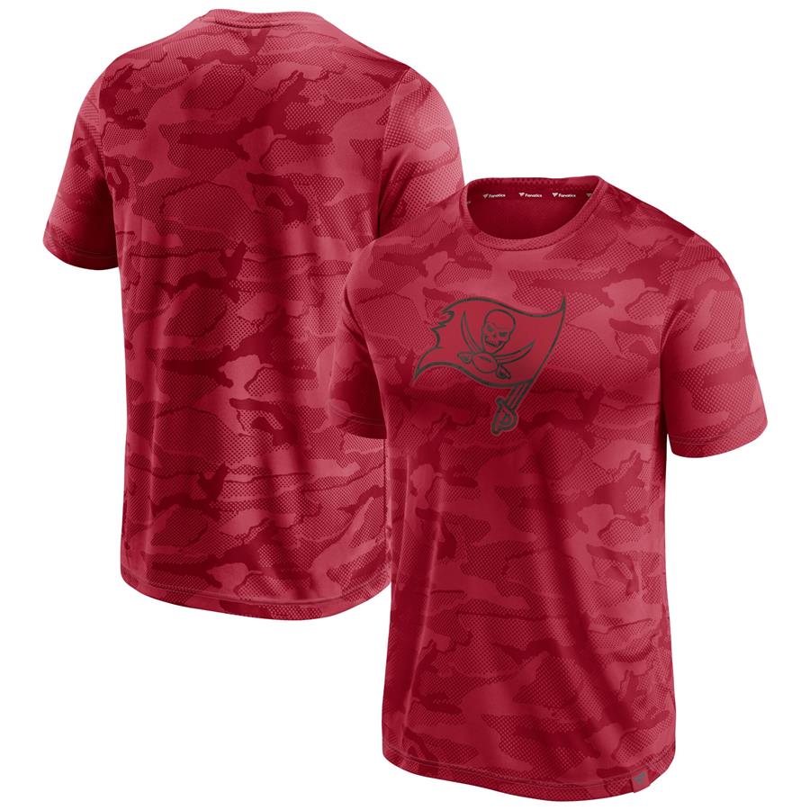 Tampa Bay Buccaneers Fanatics Branded Camo Jacquard T-Shirt - Red