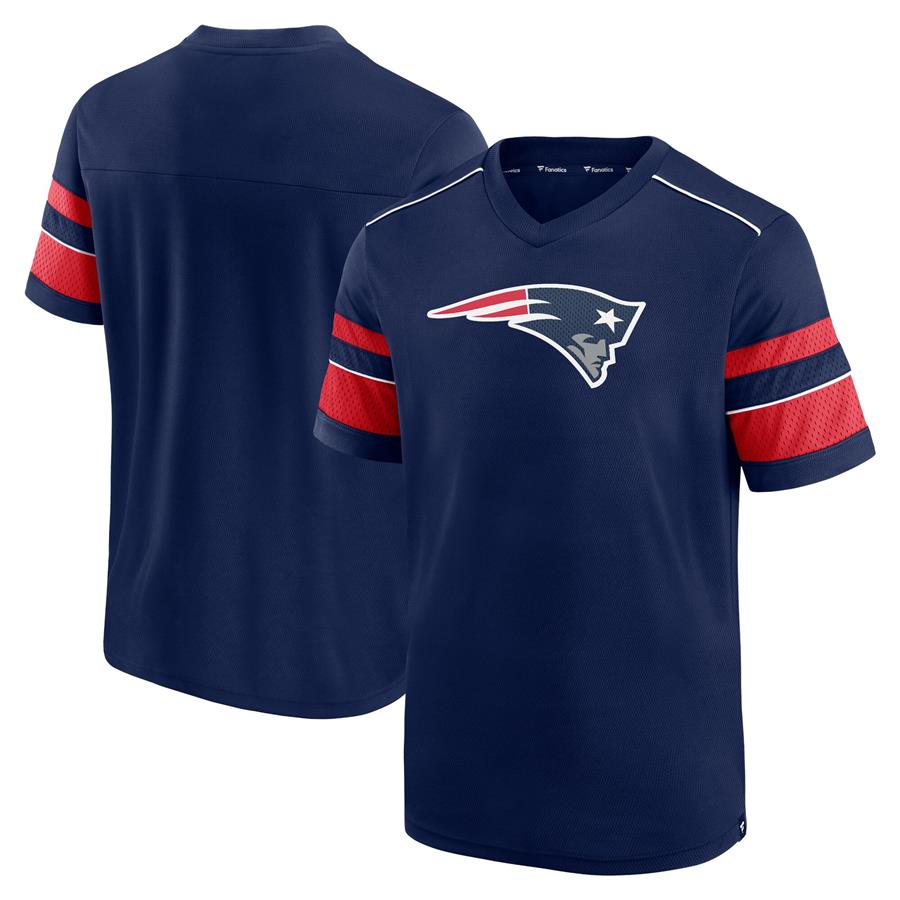New England Patriots Fanatics Branded Textured Hashmark V-Neck T-Shirt - Navy