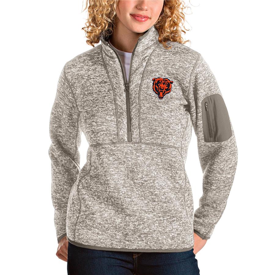 Chicago Bears Antigua Women's Bear Head Fortune Half-Zip Pullover Jacket - Oatmeal