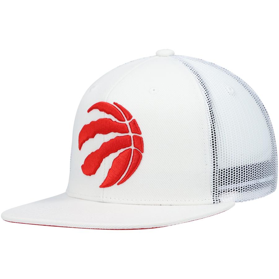 Toronto Raptors Mitchell & Ness Cool Down Trucker Snapback Hat - White
