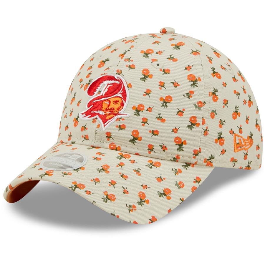 Tampa Bay Buccaneers New Era Women's Historic Logo Floral 9TWENTY Adjustable Hat - Cream