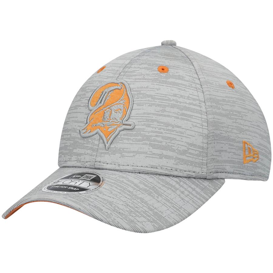 Tampa Bay Buccaneers New Era Historic Logo Outline 9FORTY Snapback Hat - Gray