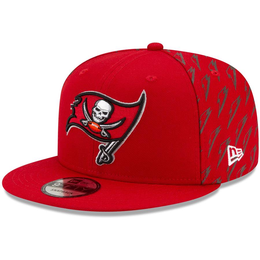 Tampa Bay Buccaneers New Era x Gatorade 9FIFTY Snapback Hat - Red