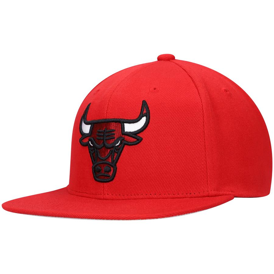 Chicago Bulls Mitchell & Ness Team Hardwood Classics 1992 NBA Finals Patch Snapback Hat - Red
