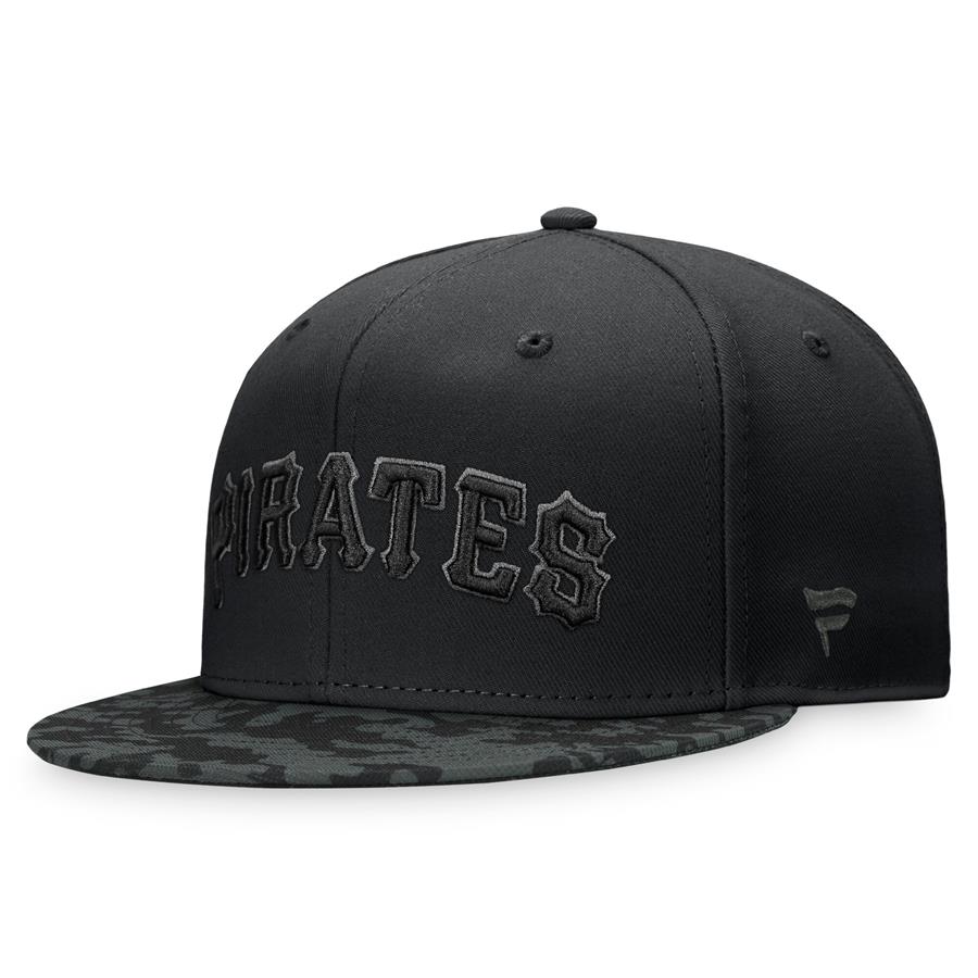 Pittsburgh Pirates Fanatics Branded Camo Brim Fitted Hat - Black
