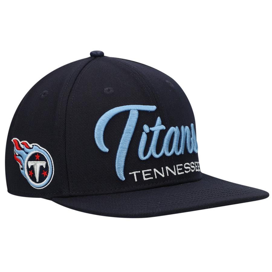 Tennessee Titans Pro Standard Script Wordmark Snapback Hat - Navy