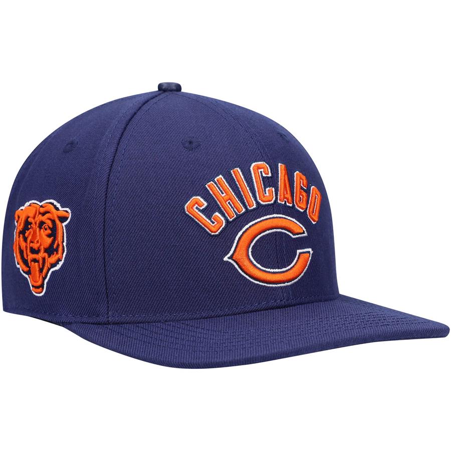 Chicago Bears Pro Standard Stacked Snapback Hat - Navy