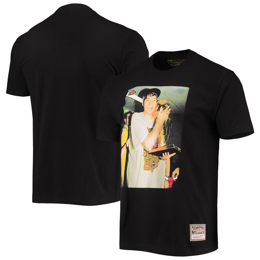 Toni Kukoc Chicago Bulls Mitchell & Ness Retired Player Making Memories T-Shirt - Black