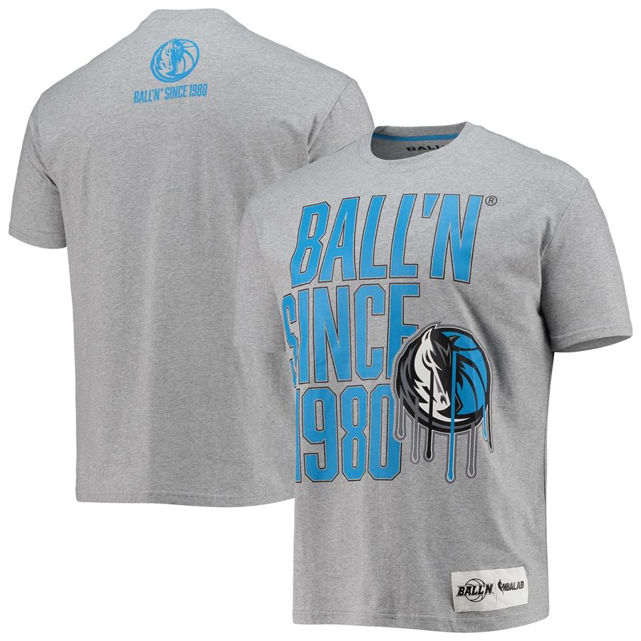 Dallas Mavericks BALL'N Since 1980 T-Shirt - Heathered Gray