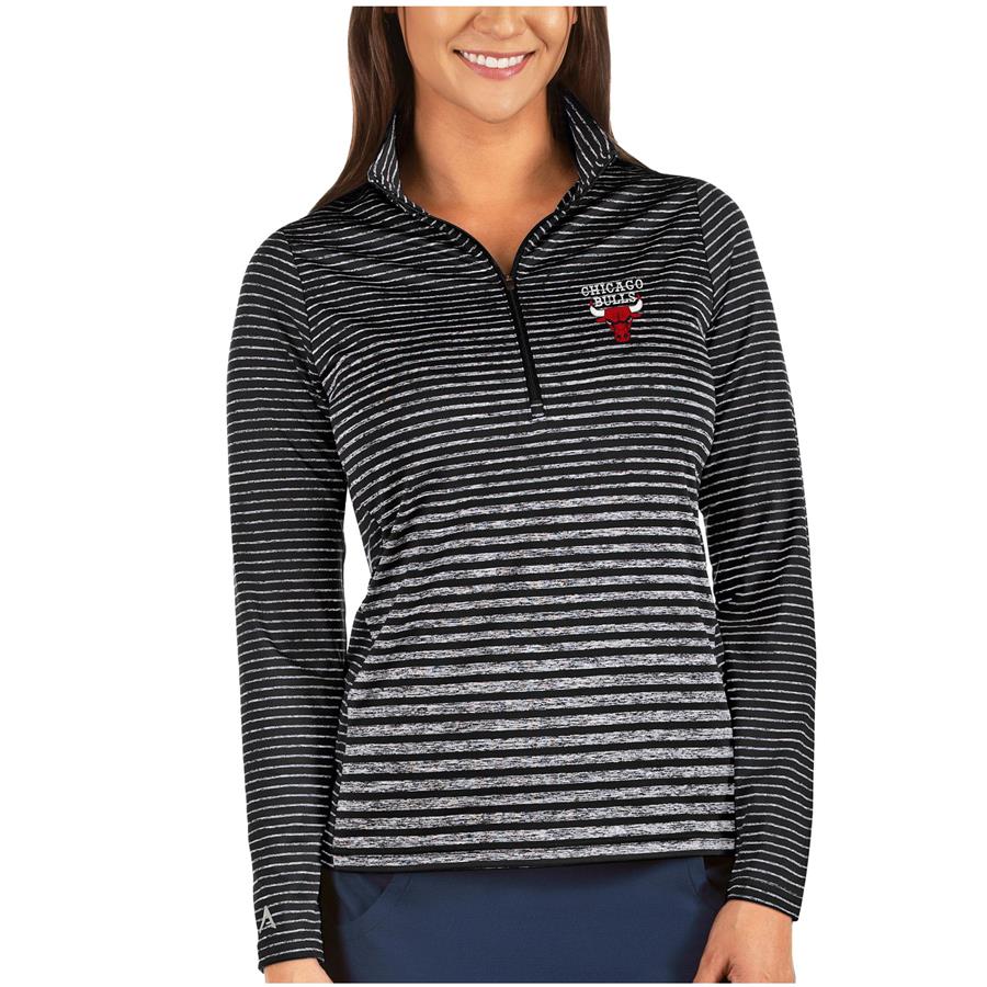 Chicago Bulls Antigua Women's Pace Half-Zip Pullover Jacket - Heathered Black