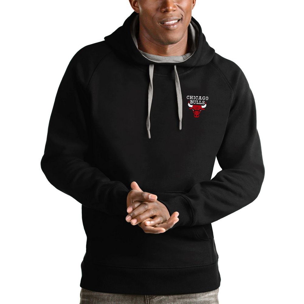 Chicago Bulls Antigua Victory Pullover Hoodie - Black
