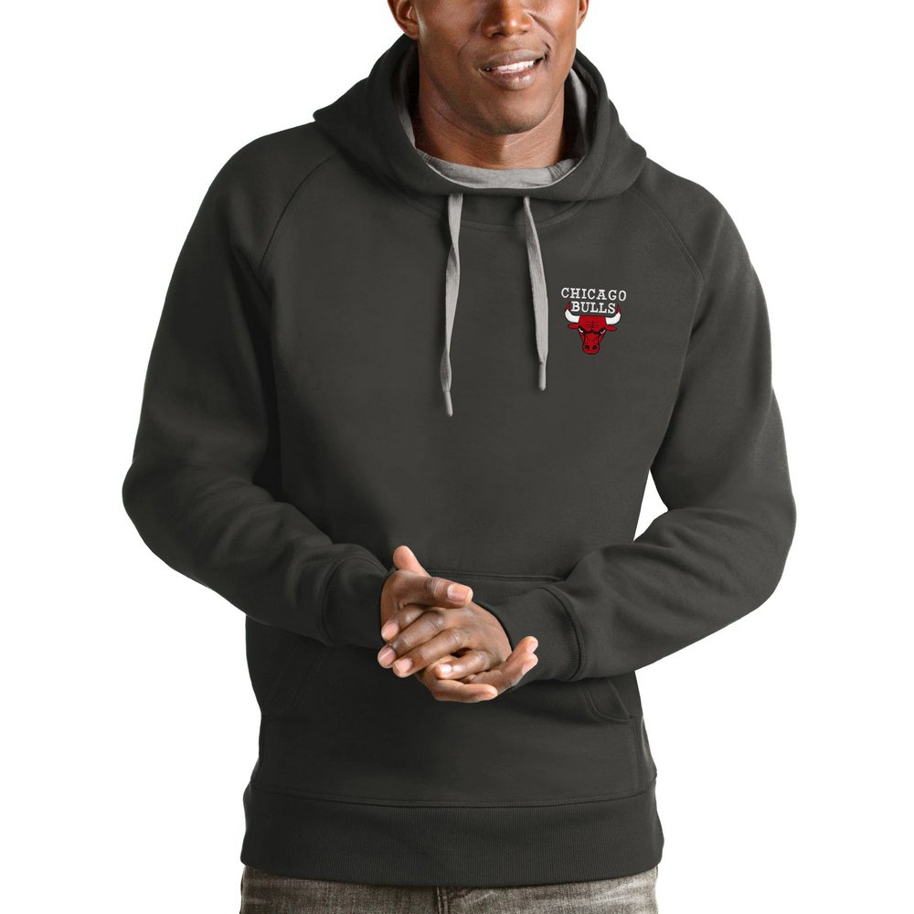 Chicago Bulls Antigua Victory Pullover Hoodie - Charcoal