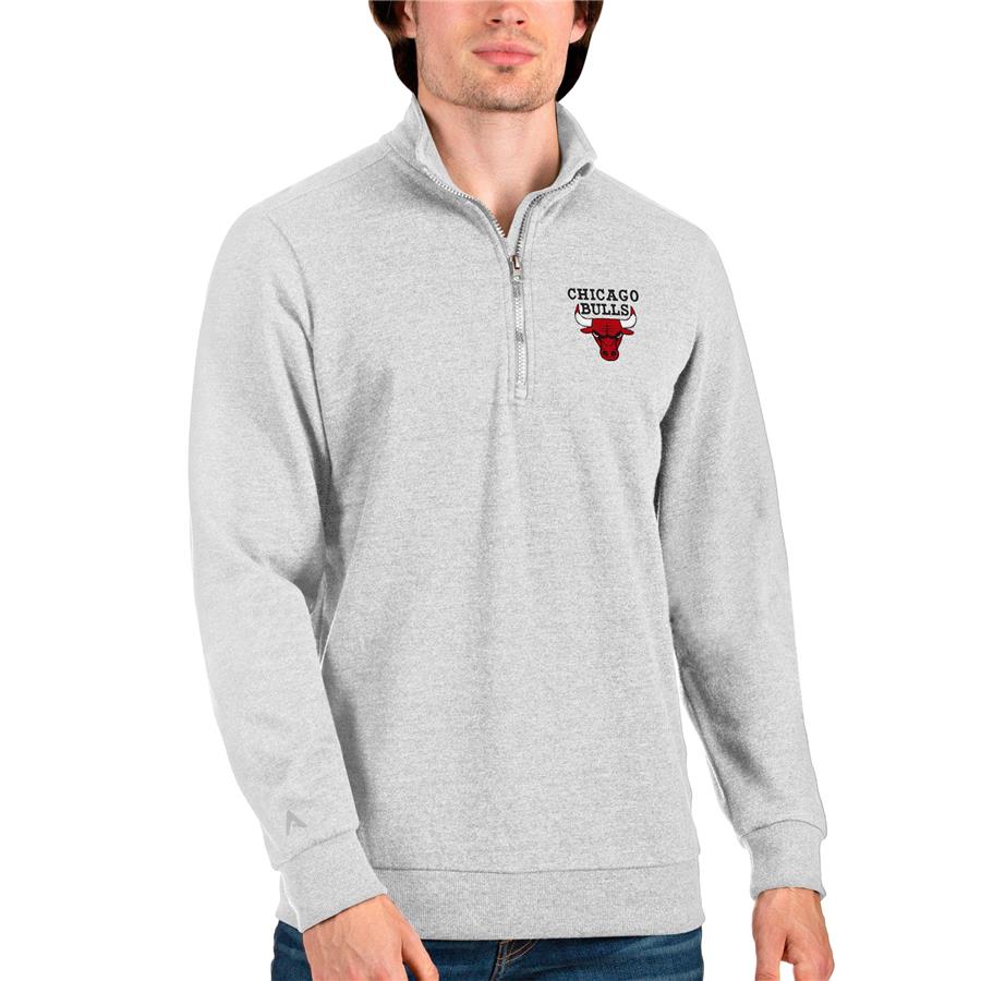 Chicago Bulls Antigua Action Quarter-Zip Pullover Sweatshirt - Heathered Gray