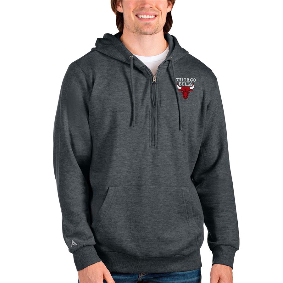Chicago Bulls Antigua Action Quarter-Zip Pullover Hoodie - Heathered Charcoal