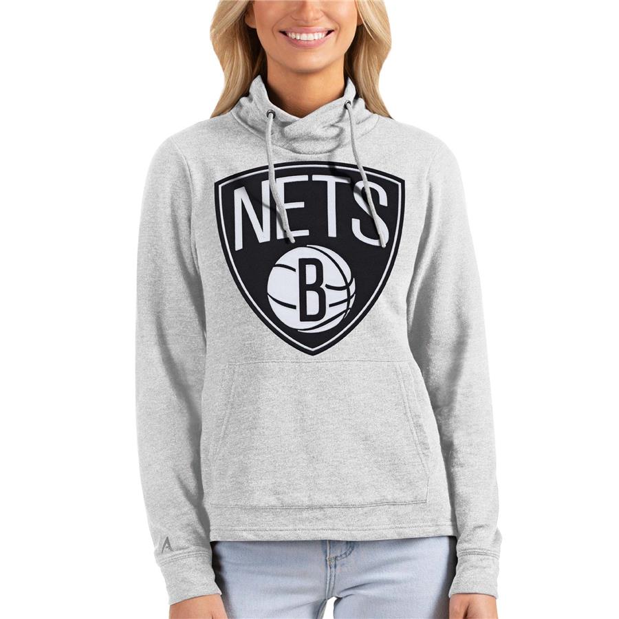 Brooklyn Nets Antigua Women's Team Reward Crossover Neckline Pullover Sweatshirt - Heathered Gray