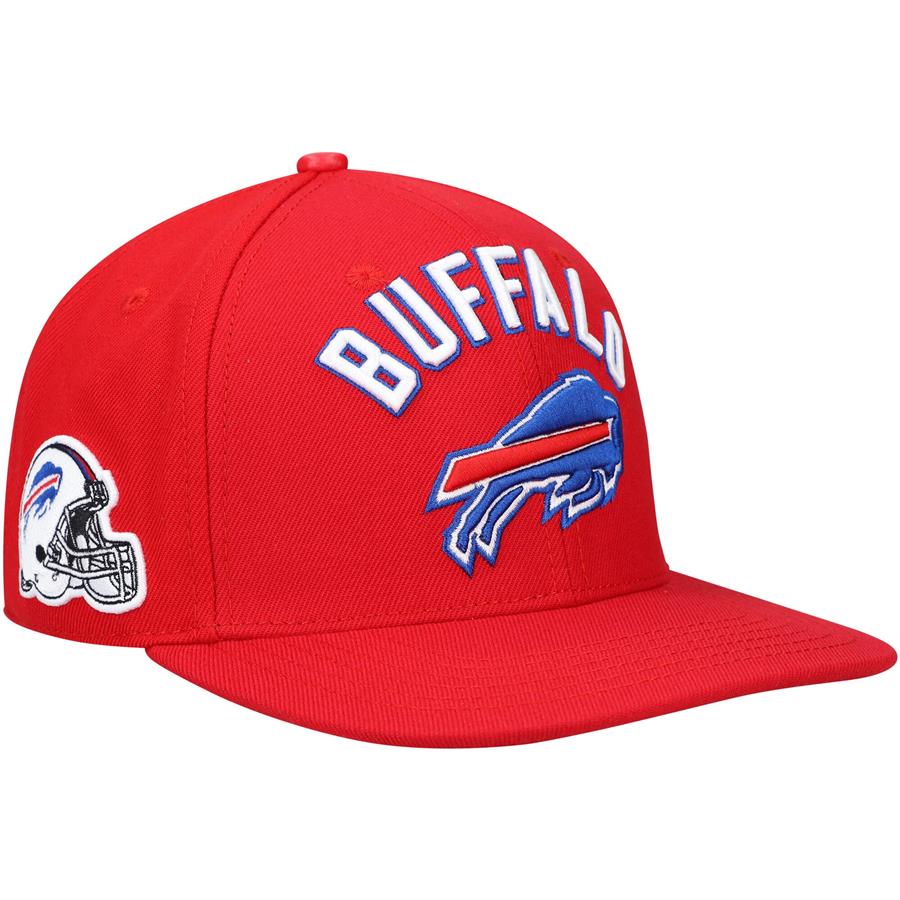 Buffalo Bills Pro Standard Stacked Snapback Hat - Red