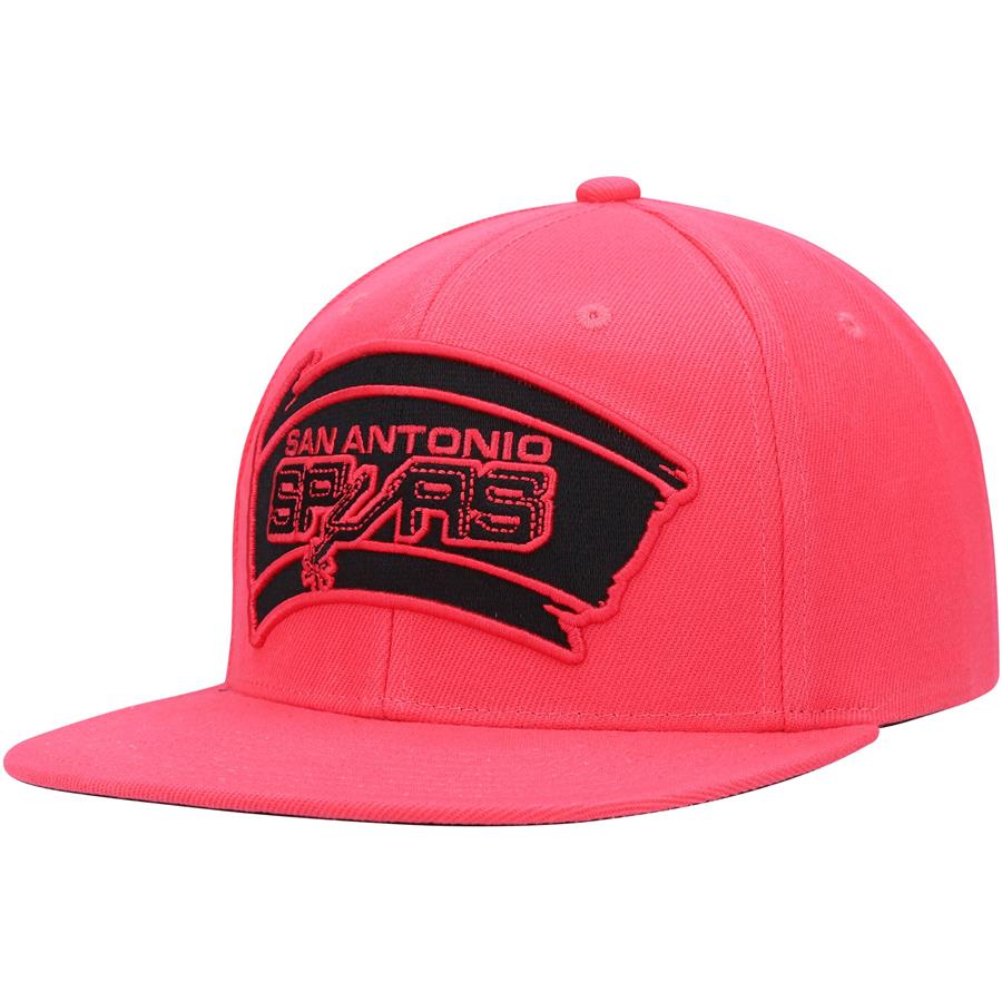 San Antonio Spurs Mitchell & Ness Hardwood Classics Tonal Snapback Hat - Pink