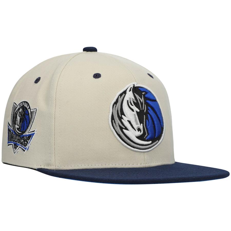 Dallas Mavericks Mitchell & Ness Sail Two-Tone Snapback Hat - Cream