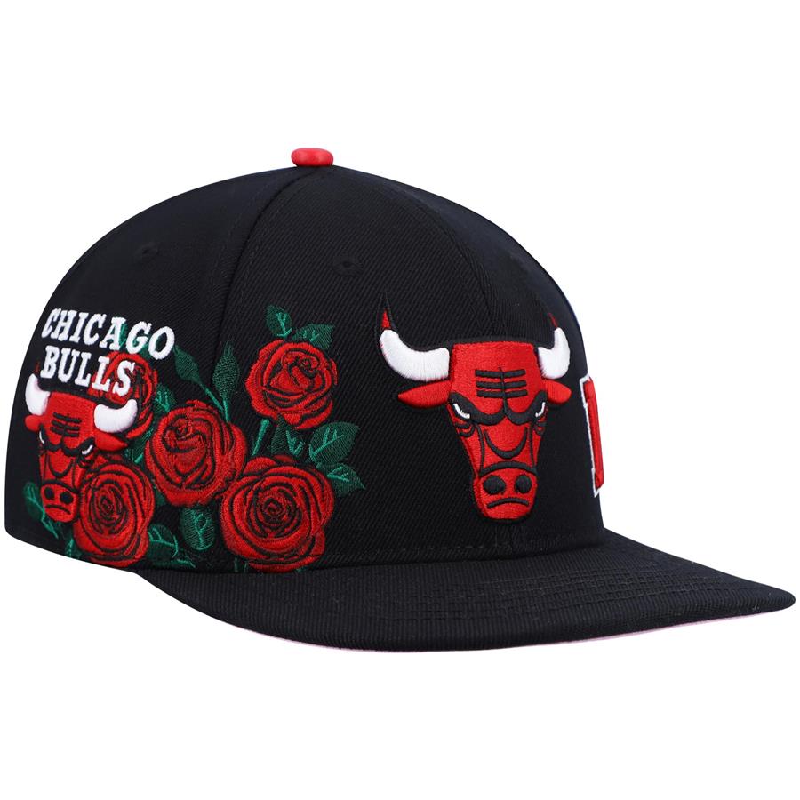 Chicago Bulls Pro Standard Roses Snapback Hat - Black