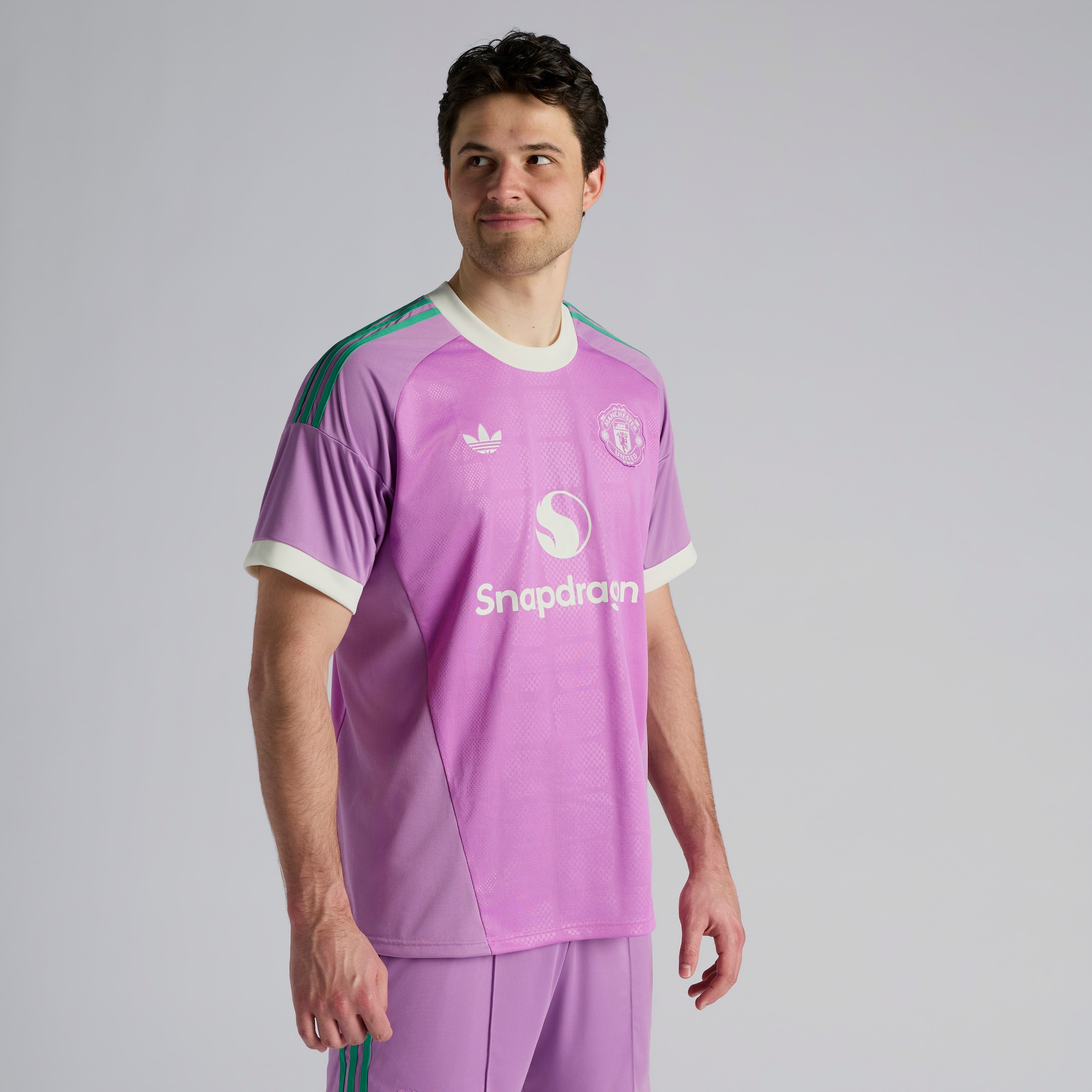 Manchester United 26/27 Away Goalkeeper Jersey Pink