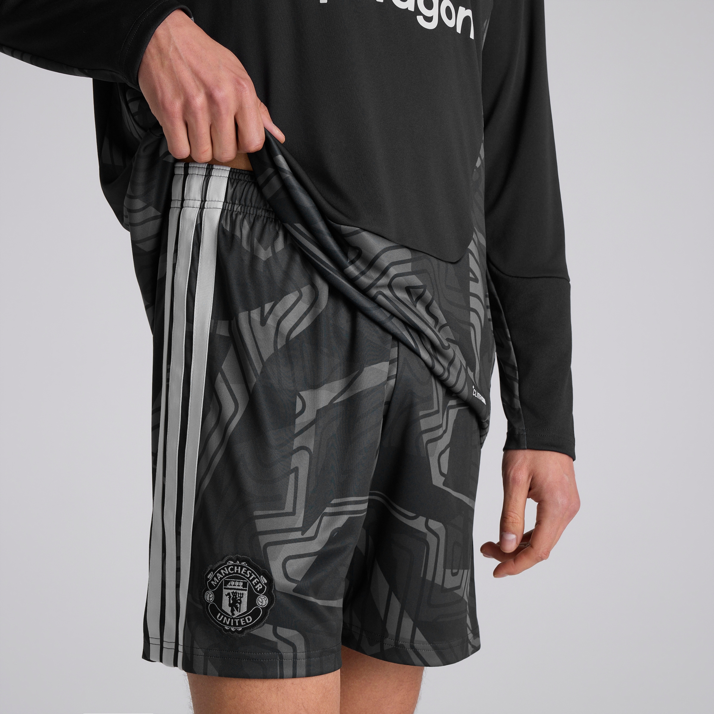 Manchester United 26/27 Home Goalkeeper Shorts Black