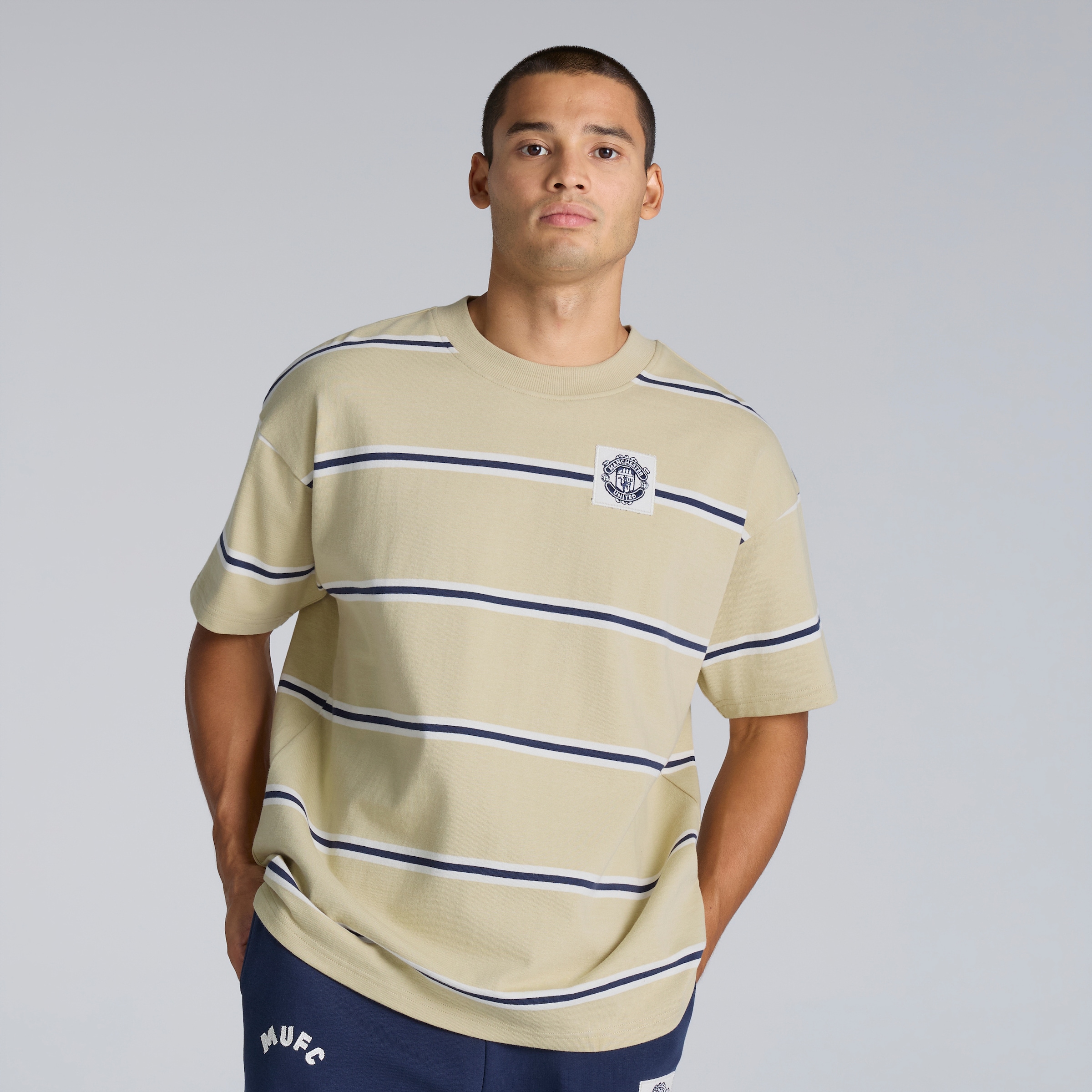Manchester United Heritage Bar Stripe T-Shirt Stone