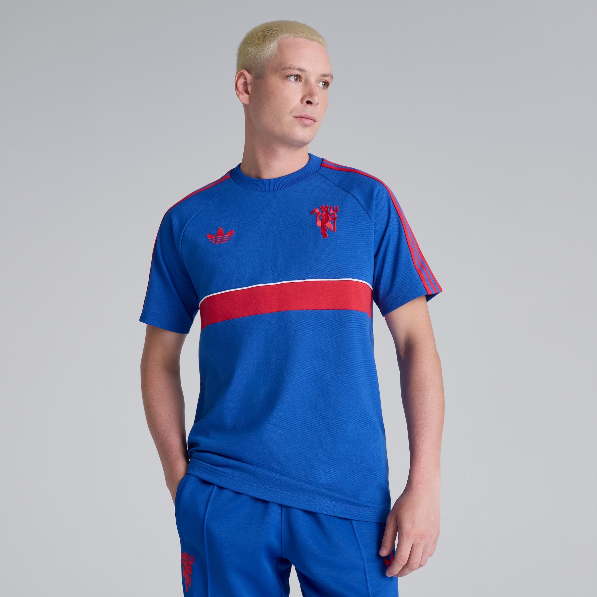 Manchester United x adidas Originals T-Shirt Blue