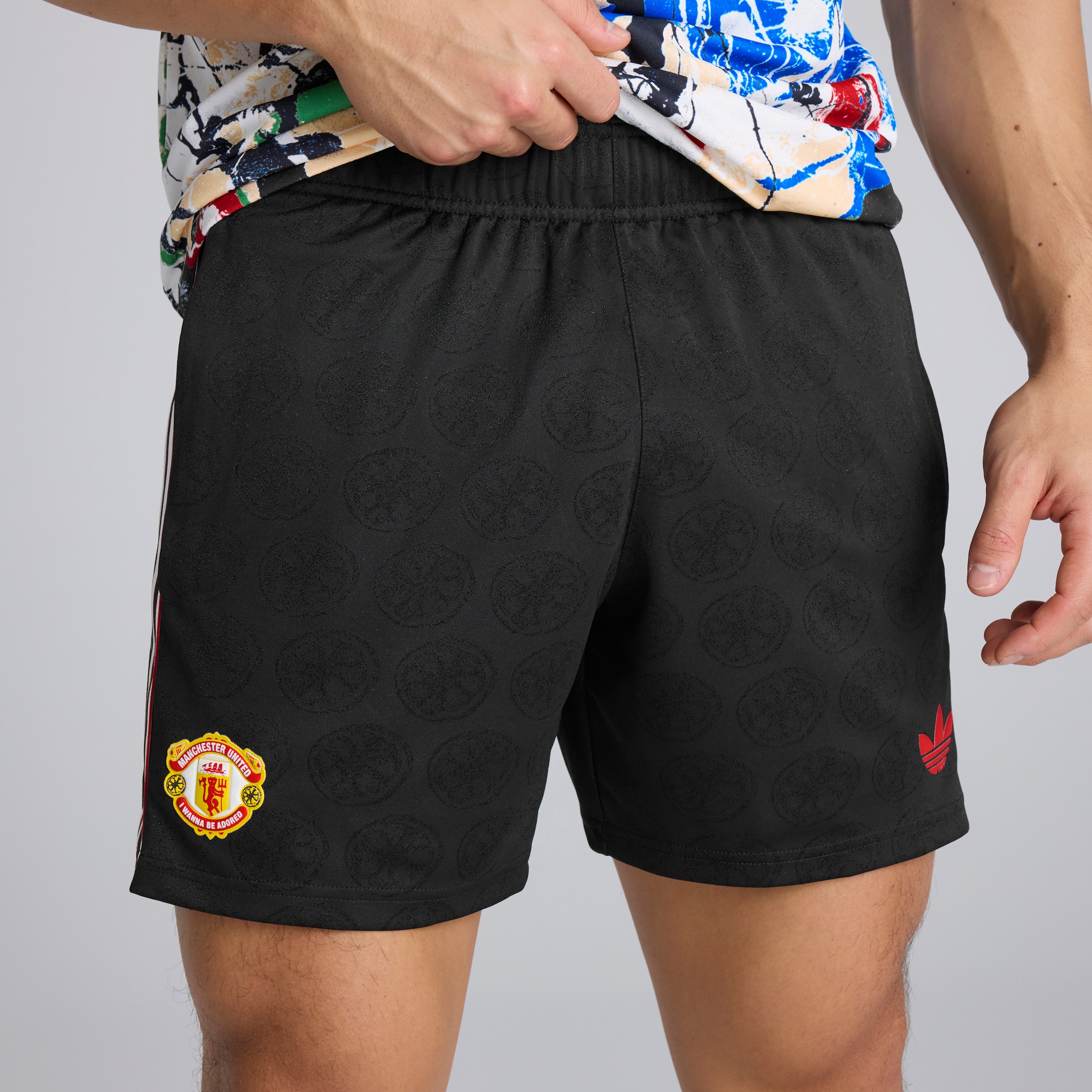 Шорты Manchester United x adidas Stone Roses Black