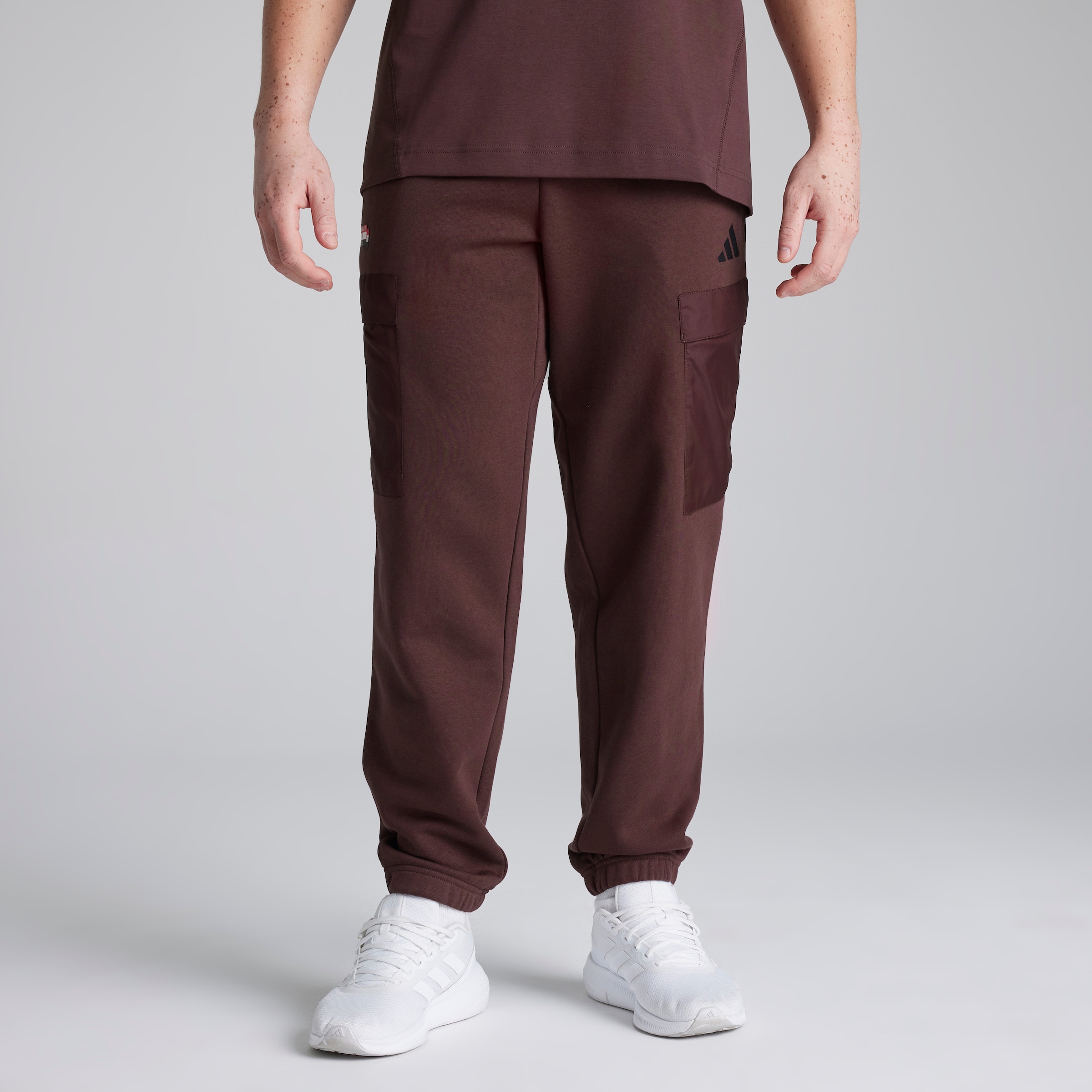 Manchester United x adidas City Escape Fleece Joggers Red