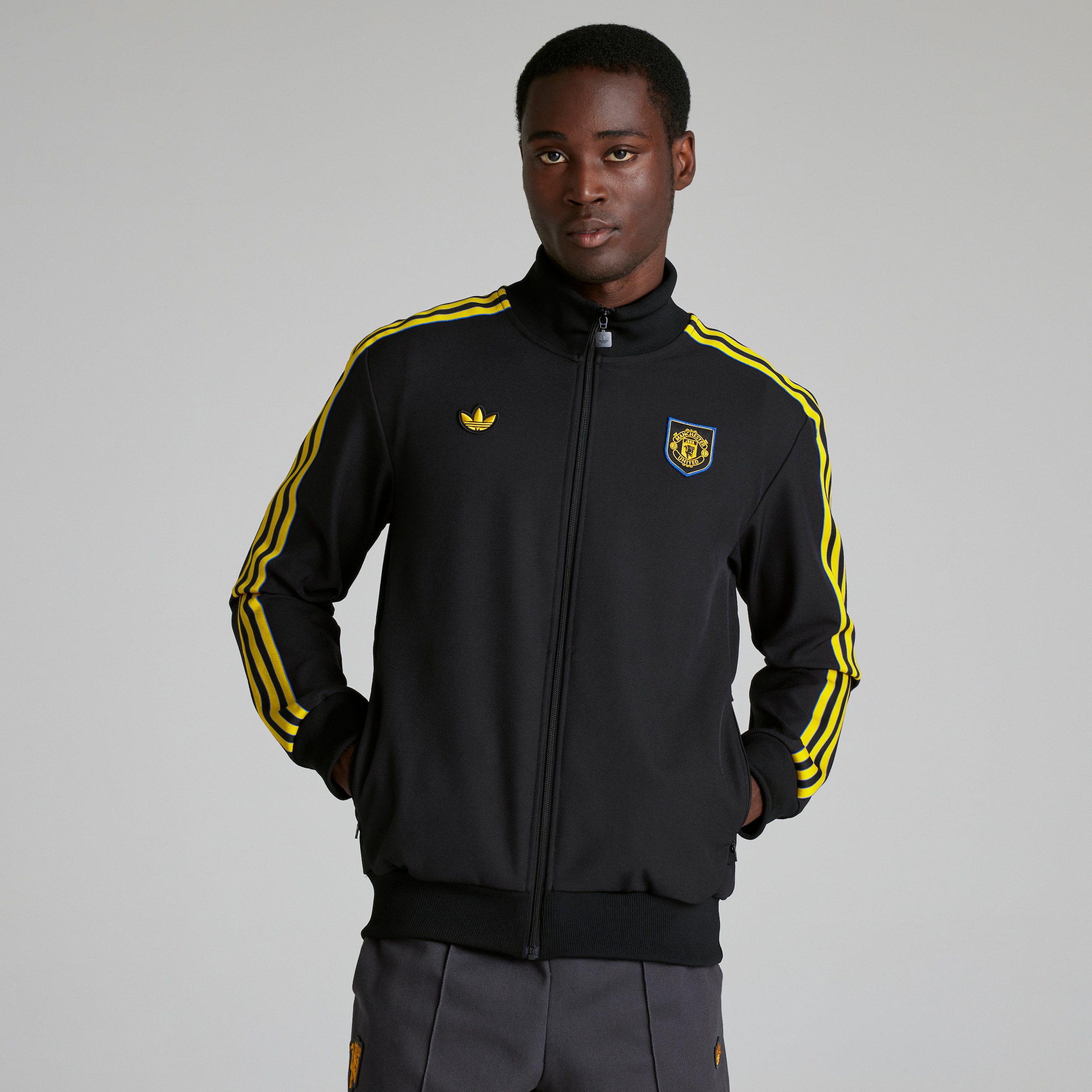 Manchester United Terrace Icons Track Top Black