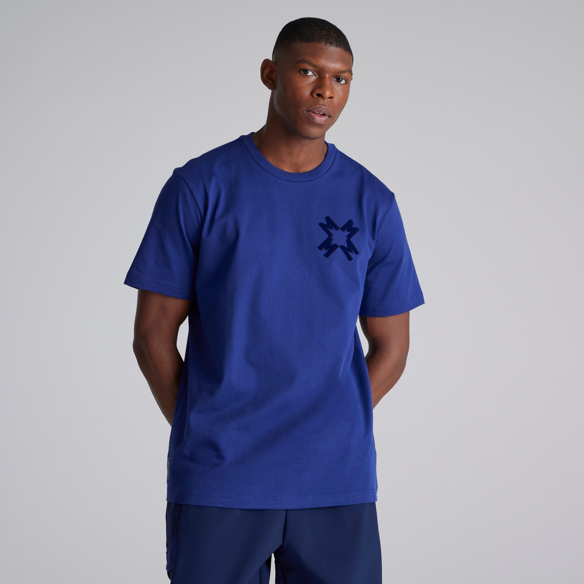Manchester United Seasonal T-Shirt Blue