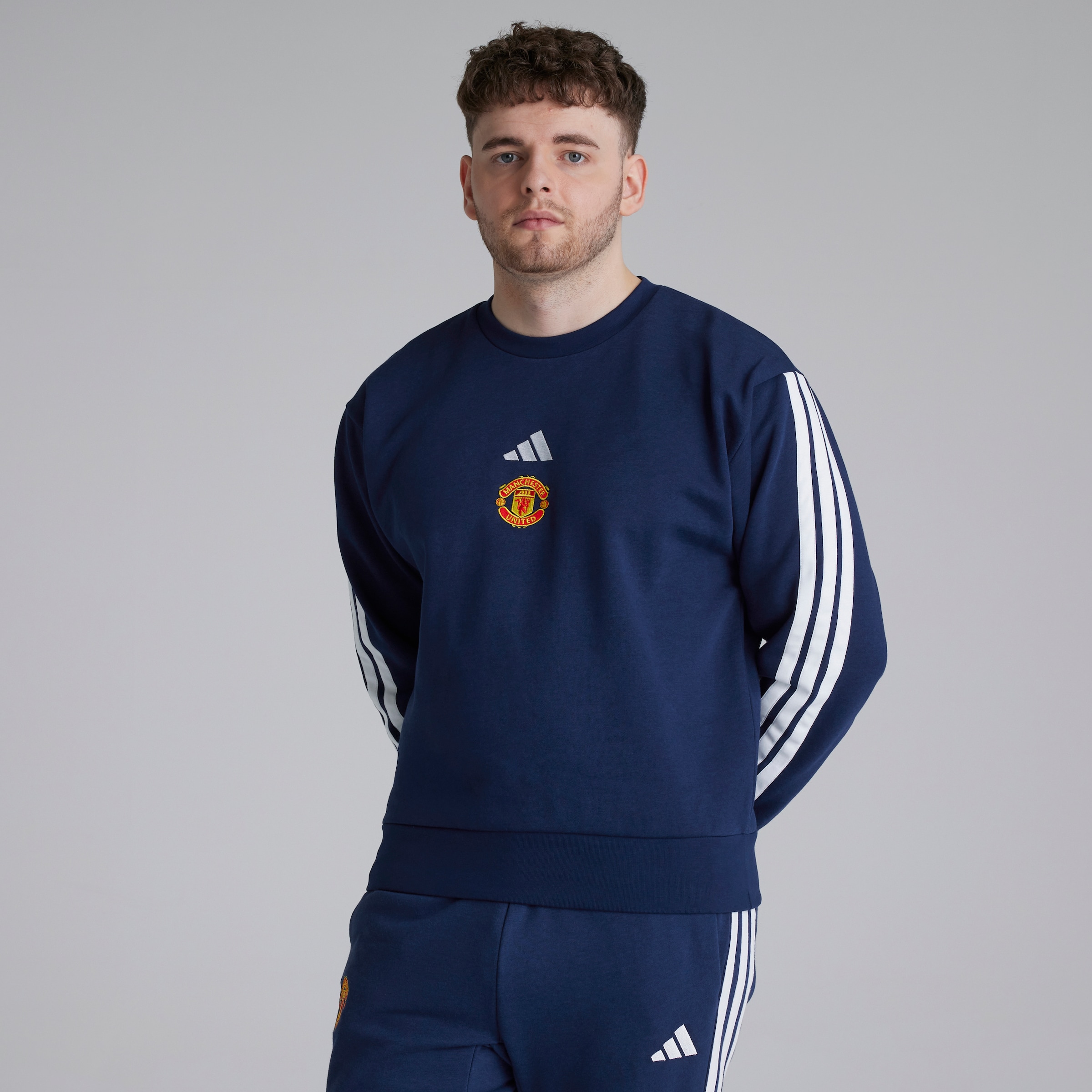 Manchester United x adidas Essentials 3-Stripes Fleece Sweatshirt Blue