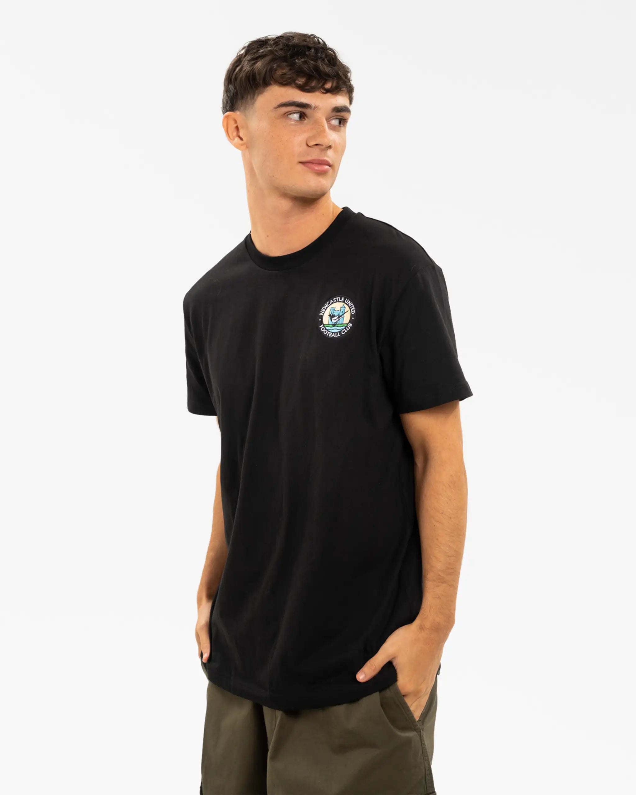 Мужская футболка Newcastle United Black 1976 Retro Crest