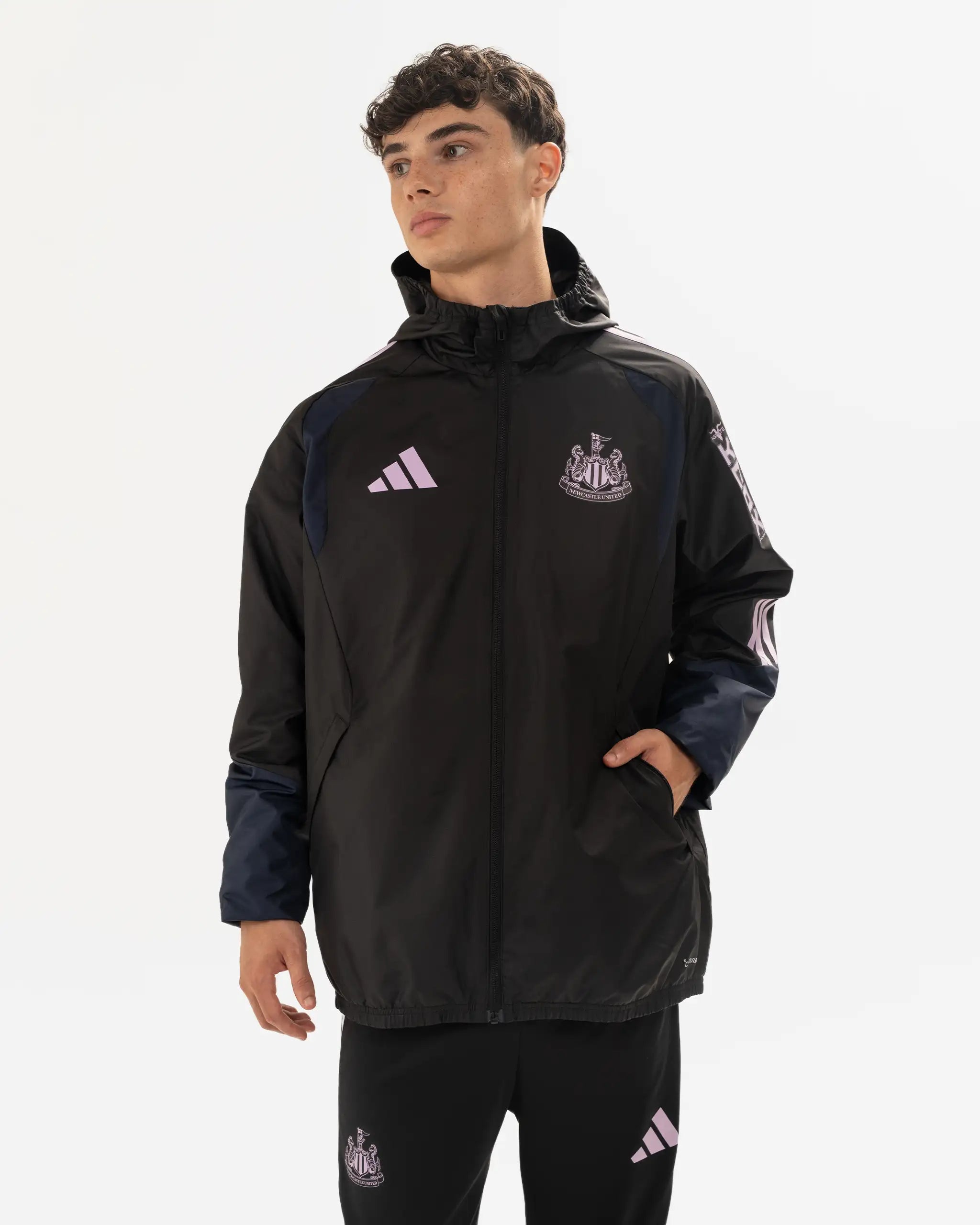 Куртка Newcastle United adidas 26/27 Players Range Black All Weather