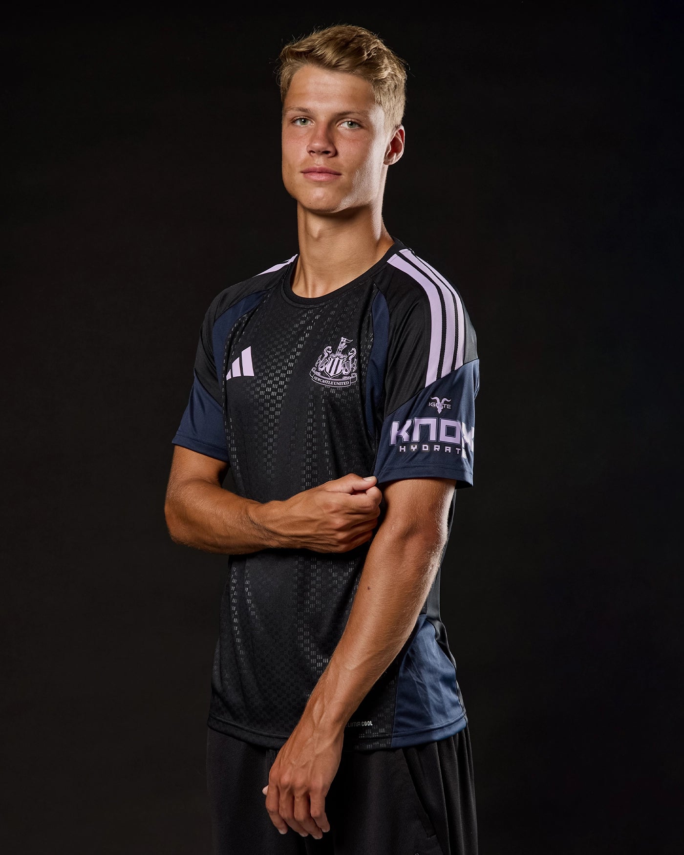 Newcastle United adidas 26/27 Players Range Black Shirt