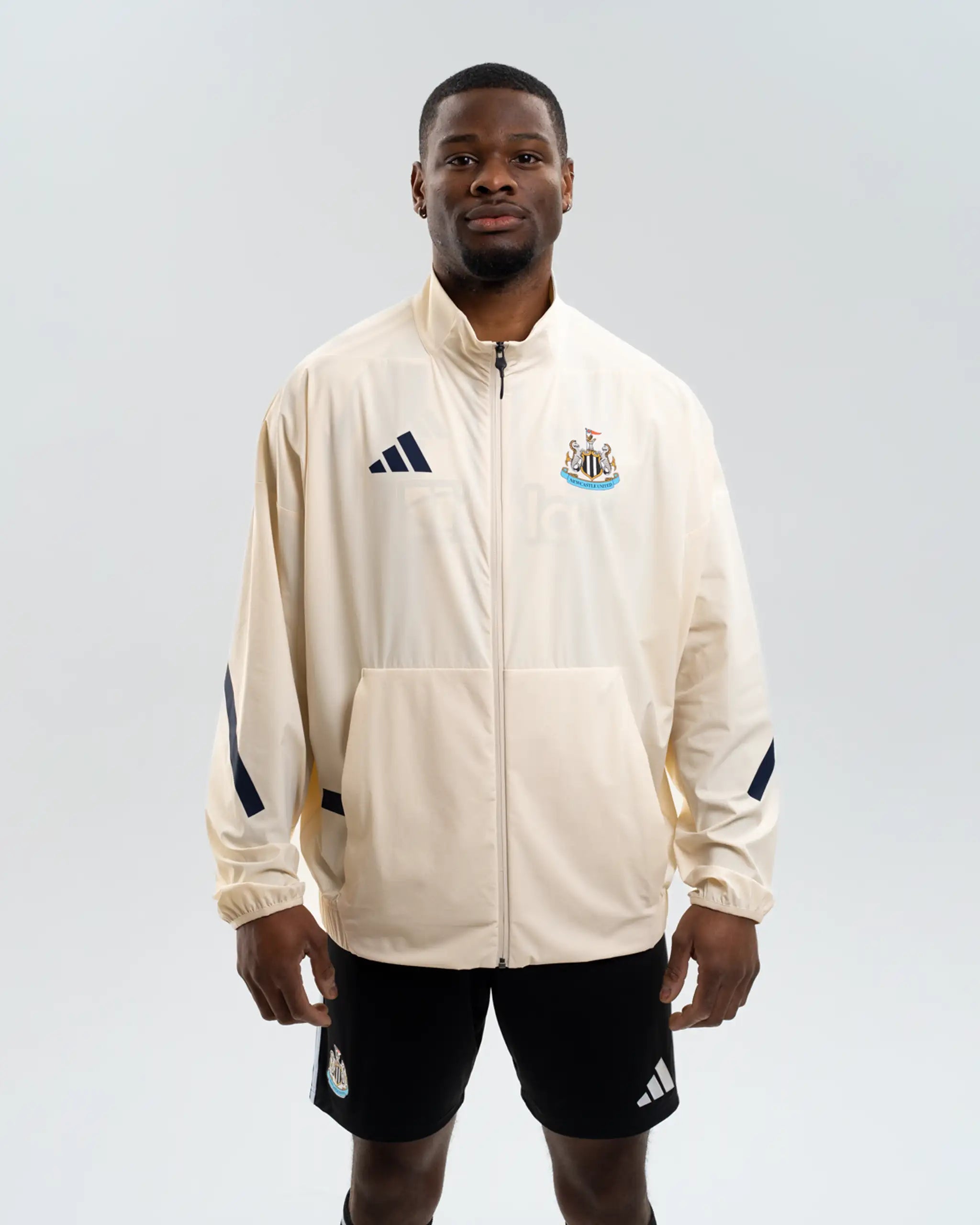 Куртка Newcastle United adidas 25/26 Off White Anthem