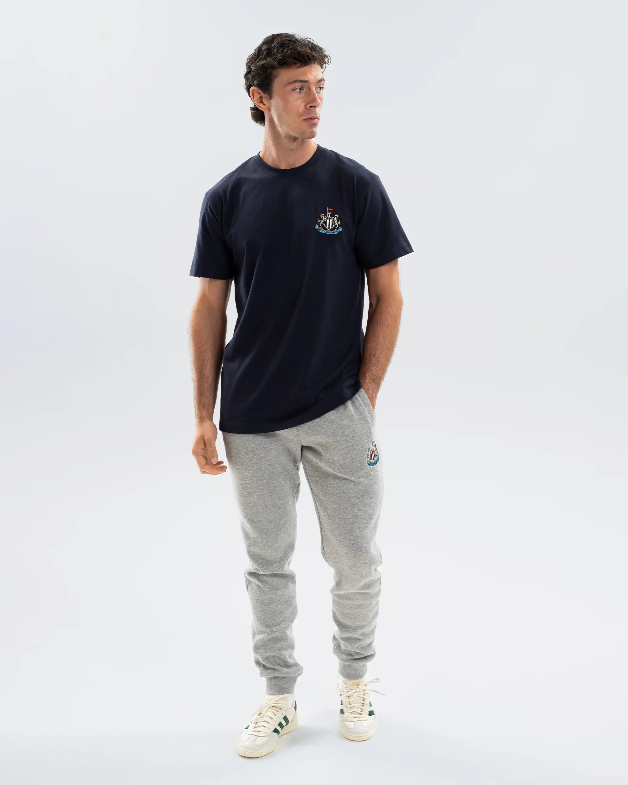 Мужская футболка Newcastle United Essentials Range Navy