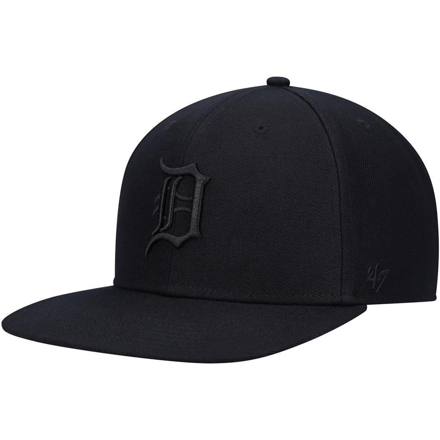 Detroit Tigers '47 Black on Black Captain Snapback Hat